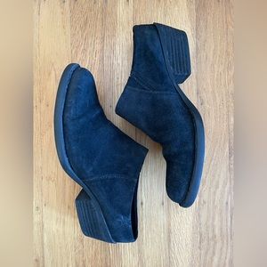 Born black suede pointed heeled mules